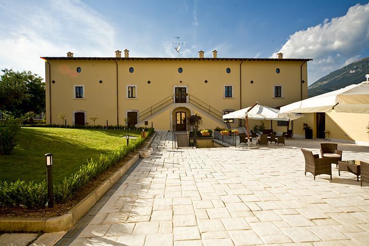 Villa Giovina Pratola Peligna Екстер'єр фото