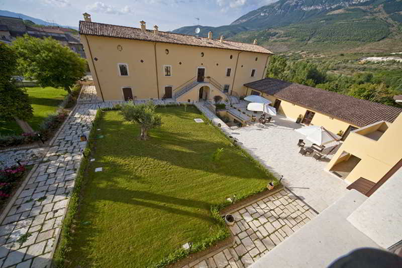 Villa Giovina Pratola Peligna Екстер'єр фото